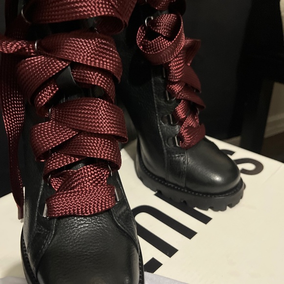 SCHUTZ Bootie like New - Picture 1 of 4